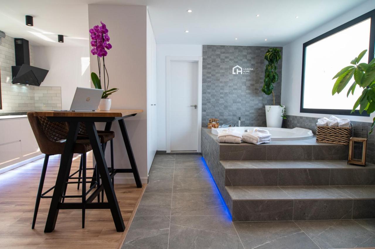Laguna Home & Suites Σαν Κριστόμπαλ ντε Λα Λαγούνα Εξωτερικό φωτογραφία