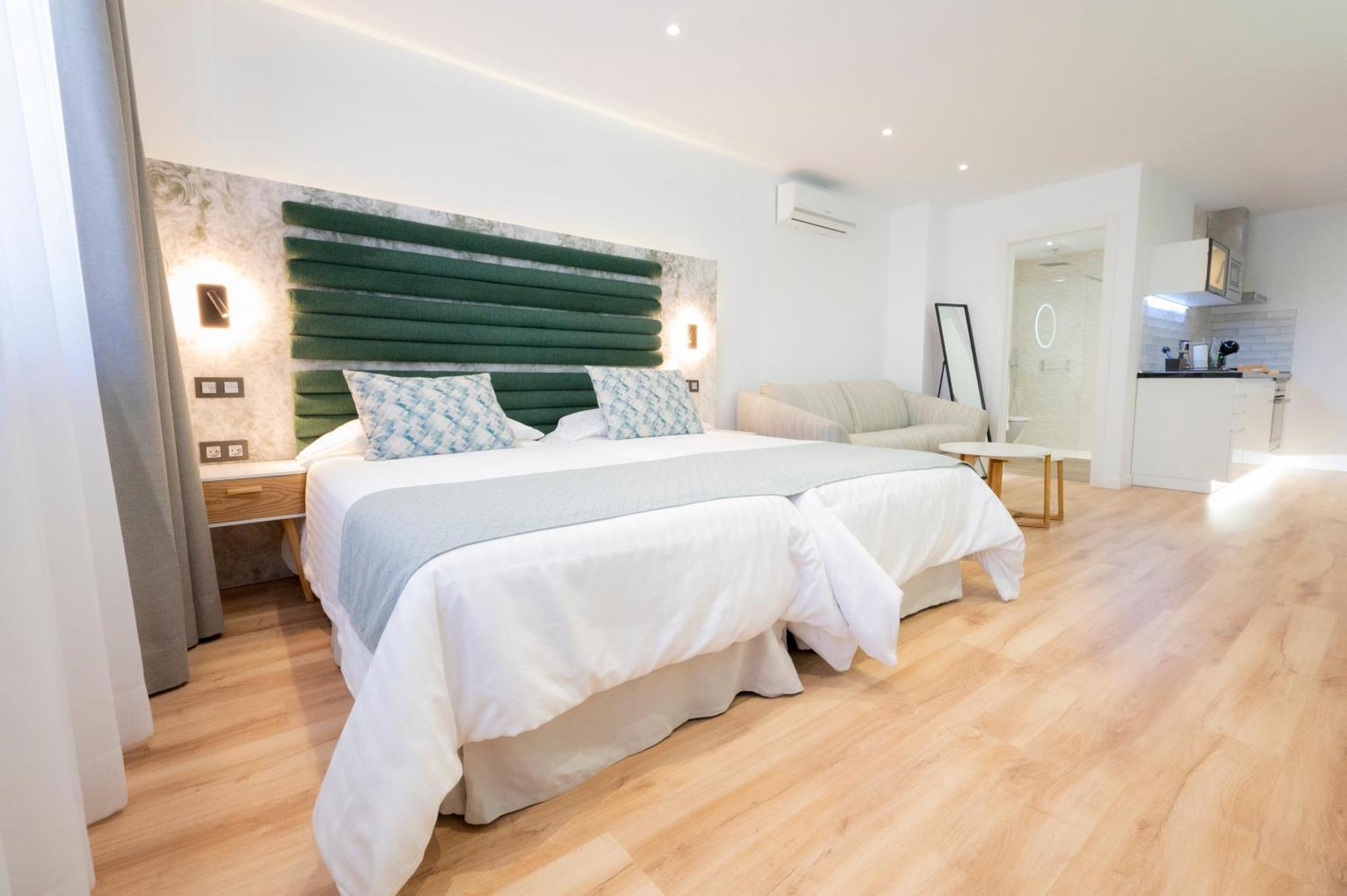 Laguna Home & Suites Σαν Κριστόμπαλ ντε Λα Λαγούνα Εξωτερικό φωτογραφία