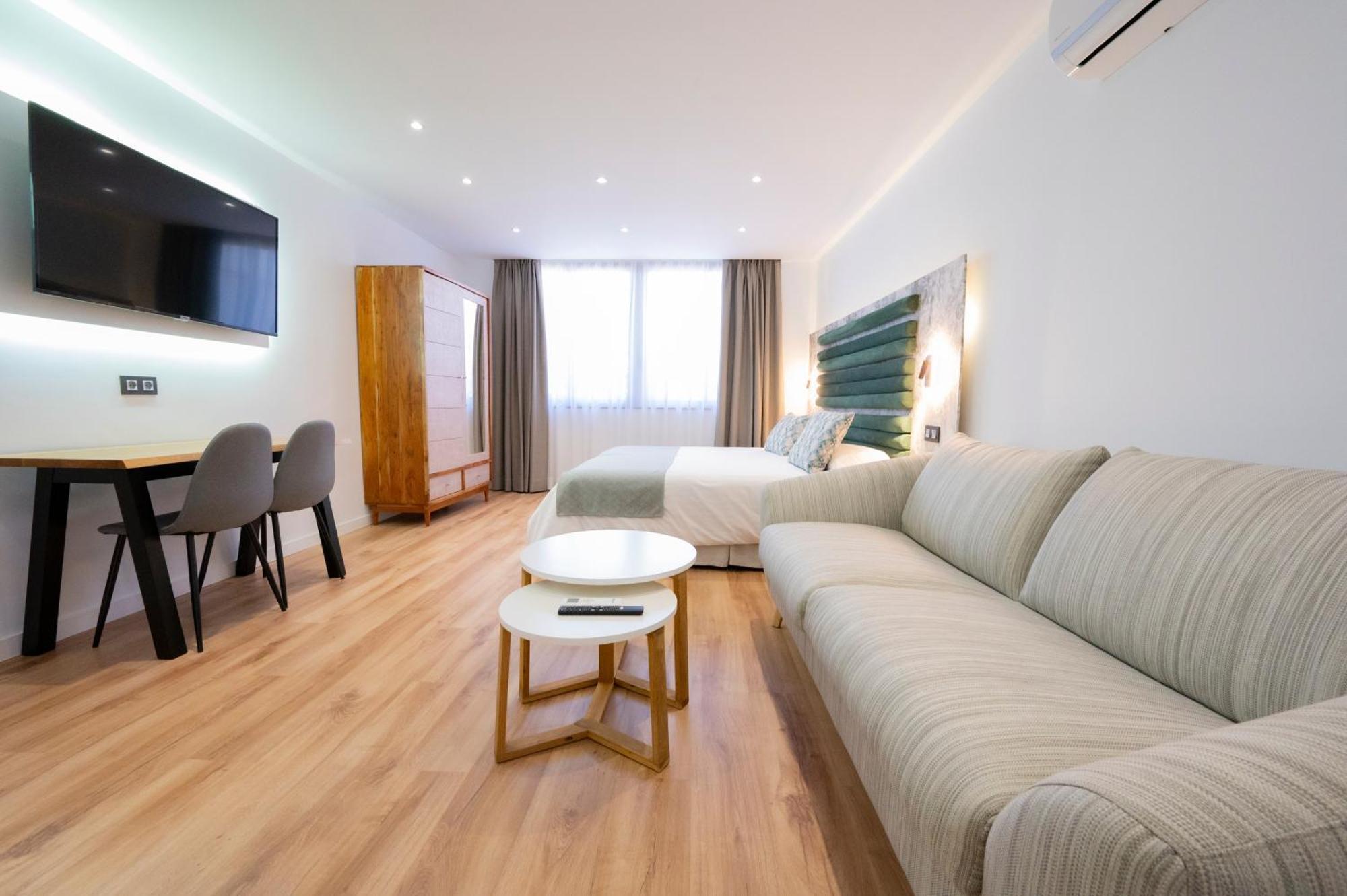 Laguna Home & Suites Σαν Κριστόμπαλ ντε Λα Λαγούνα Εξωτερικό φωτογραφία