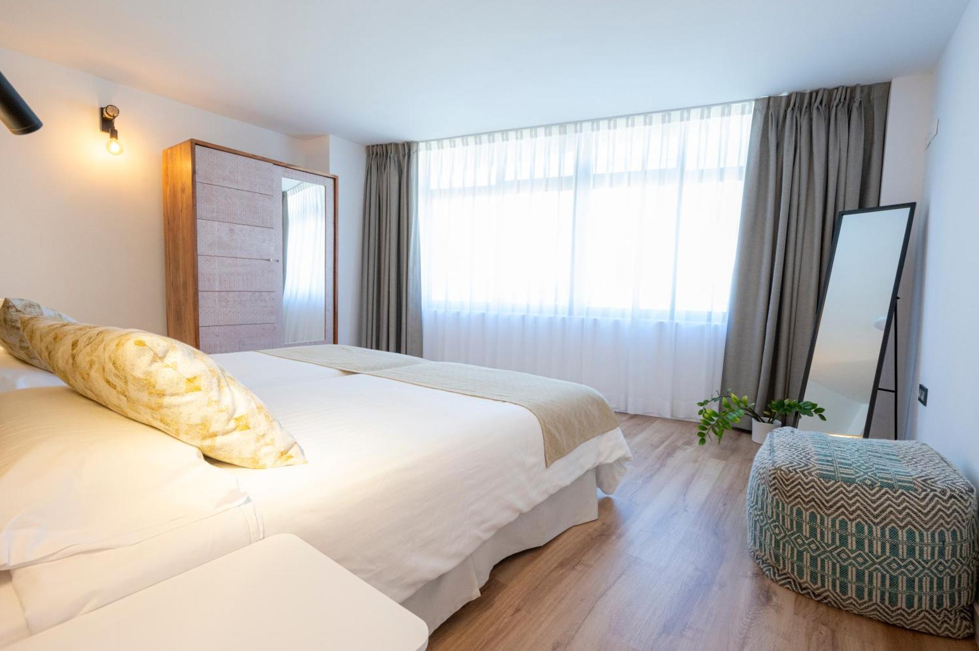Laguna Home & Suites Σαν Κριστόμπαλ ντε Λα Λαγούνα Εξωτερικό φωτογραφία
